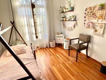 Casa en venta - 4 Dormitorios 4 Baños - Esteban Echeverría