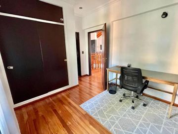 Casa en venta - 4 Dormitorios 4 Baños - Esteban Echeverría