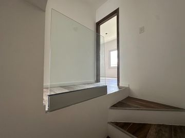 Venta 4 ambientes, amenities, Saravi Village ( a Estrenar)