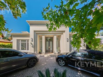 Venta casa 4 ambientes en La Martinica