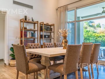 Venta casa 4 ambientes en La Martinica