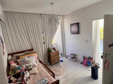 Casa Los Castaños 4 Ambientes con pileta