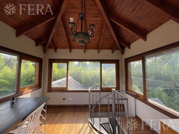 Venta de casa 5 ambientes en Country El Paraíso Guernica