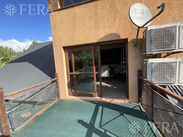 Venta de casa 5 ambientes en Country El Paraíso Guernica