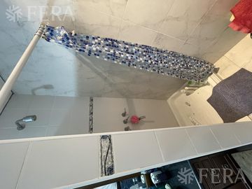 Venta de casa 5 ambientes en Country El Paraíso Guernica