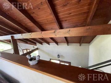 Venta de casa 5 ambientes en Country El Paraíso Guernica