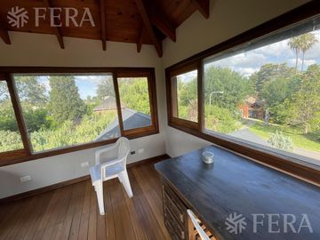 Venta de casa 5 ambientes en Country El Paraíso Guernica