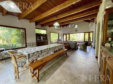 Venta de casa 5 ambientes en Country El Paraíso Guernica