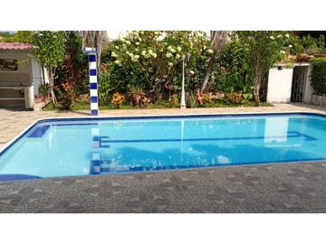 VENTA ESPECTACULA CASA CAMPESTRE VA CARMEN DE APICALA TOLIMA