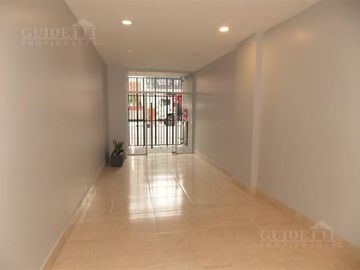 Semipiso a Estrenar 4 ambientes 110m2 balcon aterrazado - Flores