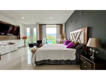 Se Vende Casa Campestre en Villas de la Merced, Dosquebradas