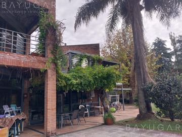 Venta - Casa en Golfers Country Club - Estilo Moderno Contemporáneo - Apto Crédito