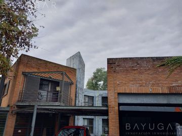 Venta - Casa en Golfers Country Club - Estilo Moderno Contemporáneo - Apto Crédito