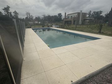Alquiler - Casa en Barrio Privado San Pablo - Pilar - Con Muebles