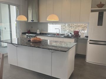 Alquiler - Casa en Barrio Privado San Pablo - Pilar - Con Muebles
