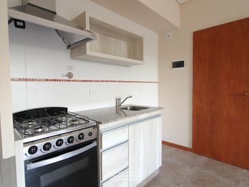 Departamento en Venta Castelar con dos cocheras monoambiente divisible apto vivienda y profesional