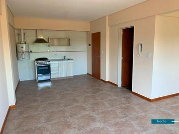 Departamento en Venta Castelar con dos cocheras monoambiente divisible apto vivienda y profesional