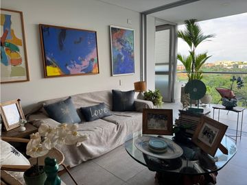 APARTAMENTO CON VISTA A LA CIUDAD