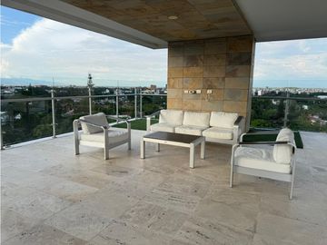 APARTAMENTO CON VISTA A LA CIUDAD