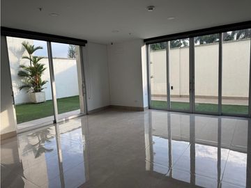 APARTAMENTO CON VISTA A LA CIUDAD