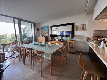 APARTAMENTO CON VISTA A LA CIUDAD