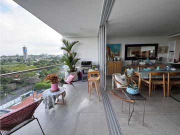 APARTAMENTO CON VISTA A LA CIUDAD
