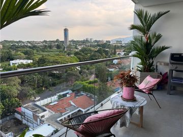 APARTAMENTO CON VISTA A LA CIUDAD