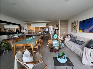 APARTAMENTO CON VISTA A LA CIUDAD