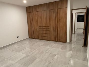 Casa en venta en Fracc. Privado en Coatepec con los acabados más premium