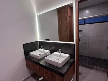 Casa en venta en Fracc. Privado en Coatepec con los acabados más premium