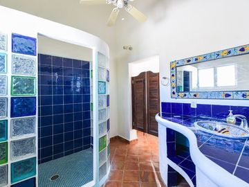 Casa Leon en Venta Ubicada a Unos Pasos de La Playa en Punta de Mita