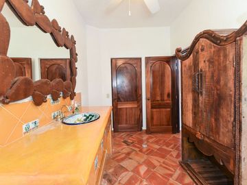 Casa Leon en Venta Ubicada a Unos Pasos de La Playa en Punta de Mita