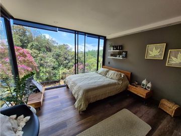 Venta de Hermosa Casa en Alto del Escobero Unidad Cerrada