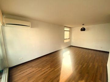 Departamento 3D2B con estacionamiento y bodega en Ñuñoa