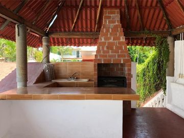 Casa a Pie de Laguna en Venta en Tequesquitengo