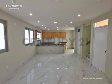 VENTA DE CASA ESTRENO EN RESIDENCIAL - TACNA
