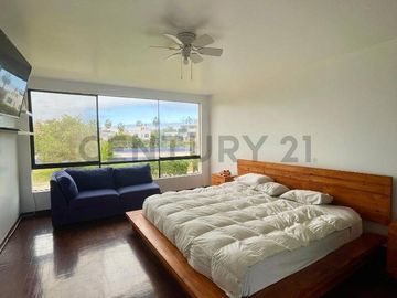 VENTA DE CASA DE 3PISOS EN URB. LAS BRISAS DE VILLA-CHORRILLOS