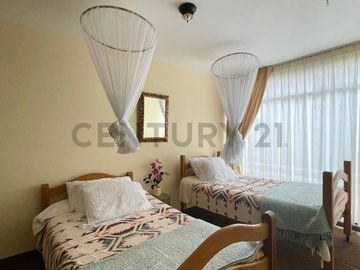 VENTA DE CASA DE 3PISOS EN URB. LAS BRISAS DE VILLA-CHORRILLOS