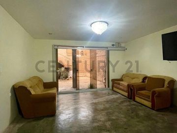 Se Vende Casa de 3 Pisos Ubicada en San Martin de Porres