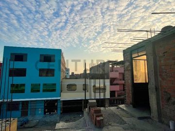 Se Vende Casa de 3 Pisos Ubicada en San Martin de Porres
