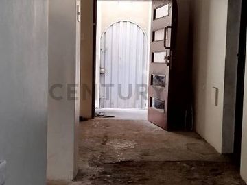 Se Vende Casa de 3 Pisos Ubicada en San Martin de Porres