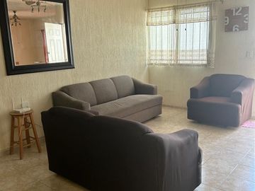 Linda casa en renta, una sola planta, Fracc las américas