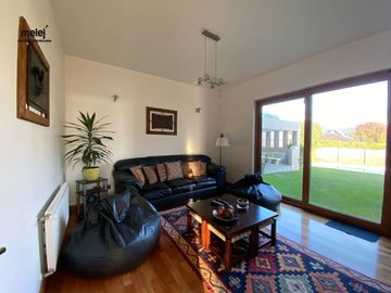 Gran Casa de Lujo en Bosques  de Montemar, Concón