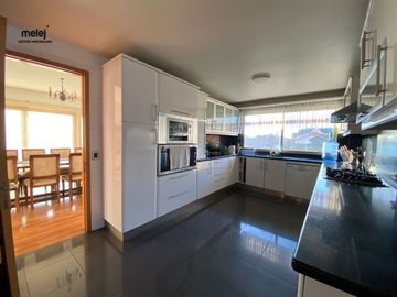 Gran Casa de Lujo en Bosques  de Montemar, Concón