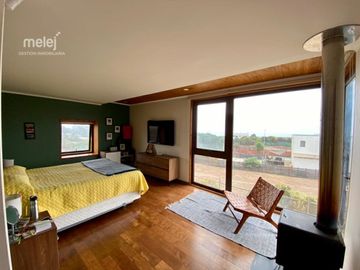 Venta Casa Moderna en condominio, Mantagua