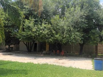 Quinta en Venta en Bosques de la Silla, Juárez, N.L.