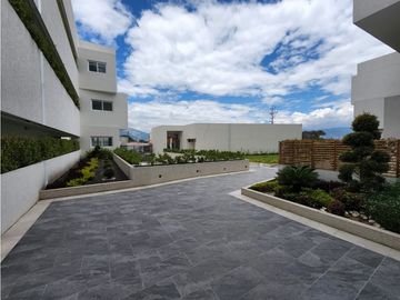 Tumbaco, Departamento en Renta, 120m2, 2 Habitaciones