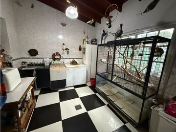 Casa 3 Ambientes con cochera pasante