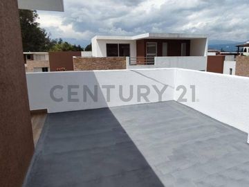 VENDO CASA INDEPENDIENTE EN LOS CHILLOS