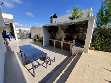 Casa en Venta en Alvaro Casanova